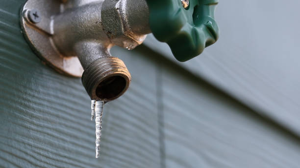 Best Emergency Plumber  in Old Hill, CT